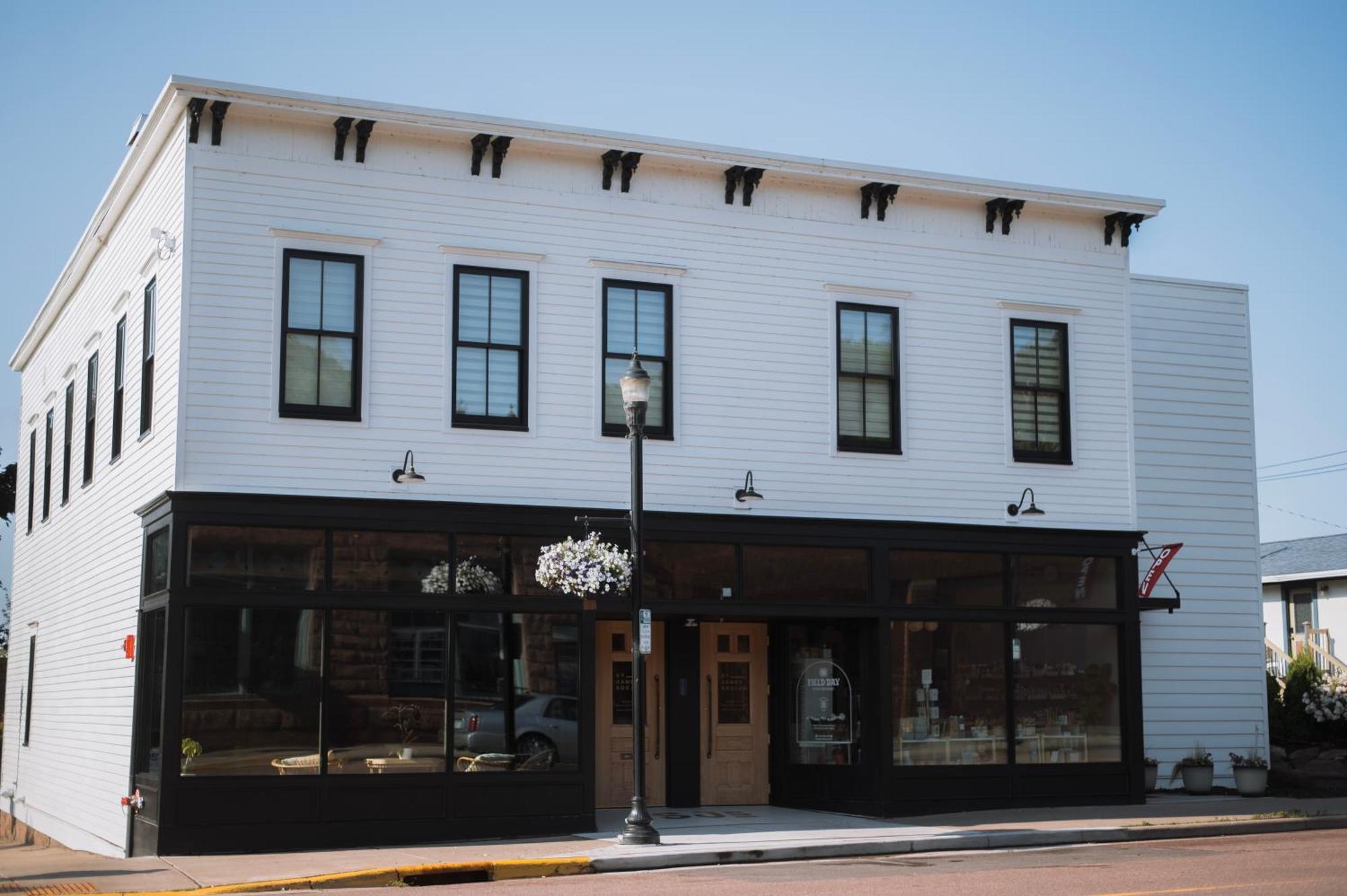 St. James Social Bayfield Esterno foto